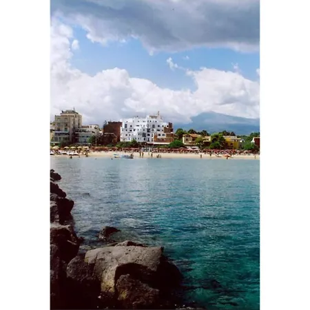 Athena Giardini-Naxos