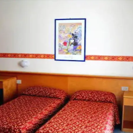 Athena Hotel 3*